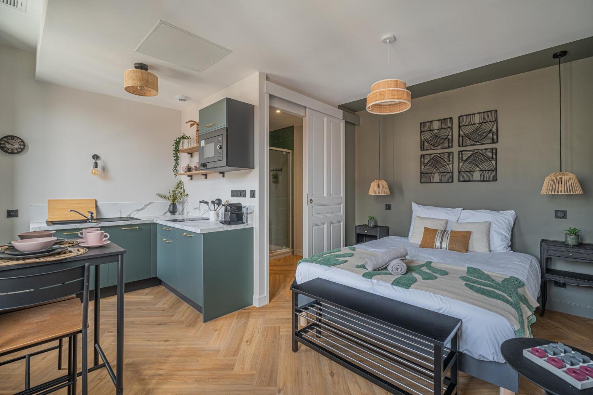 Le Felix Appart'Hotel Romans-sur-Isere Luaran gambar