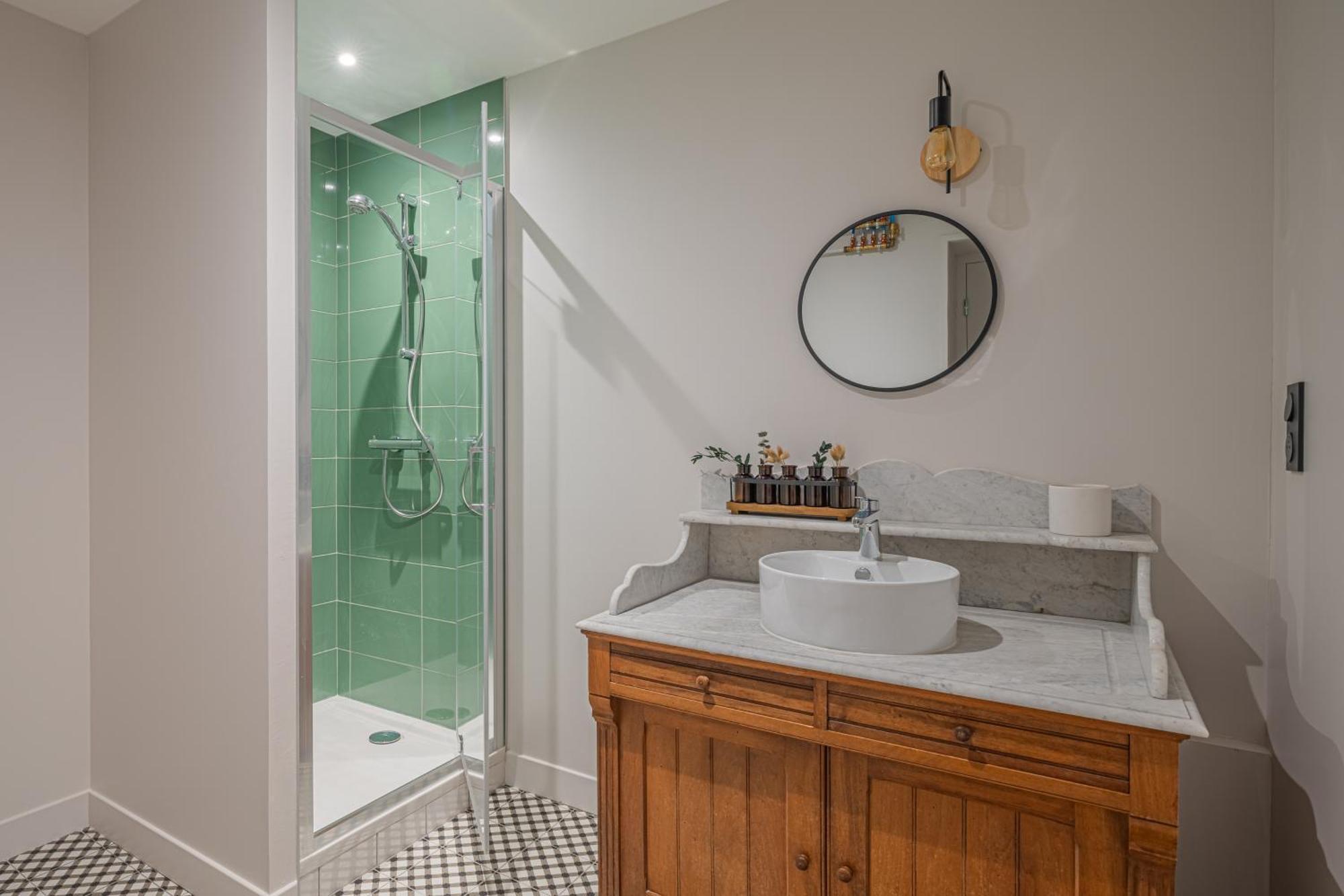 Le Felix Appart'Hotel Romans-sur-Isere Luaran gambar