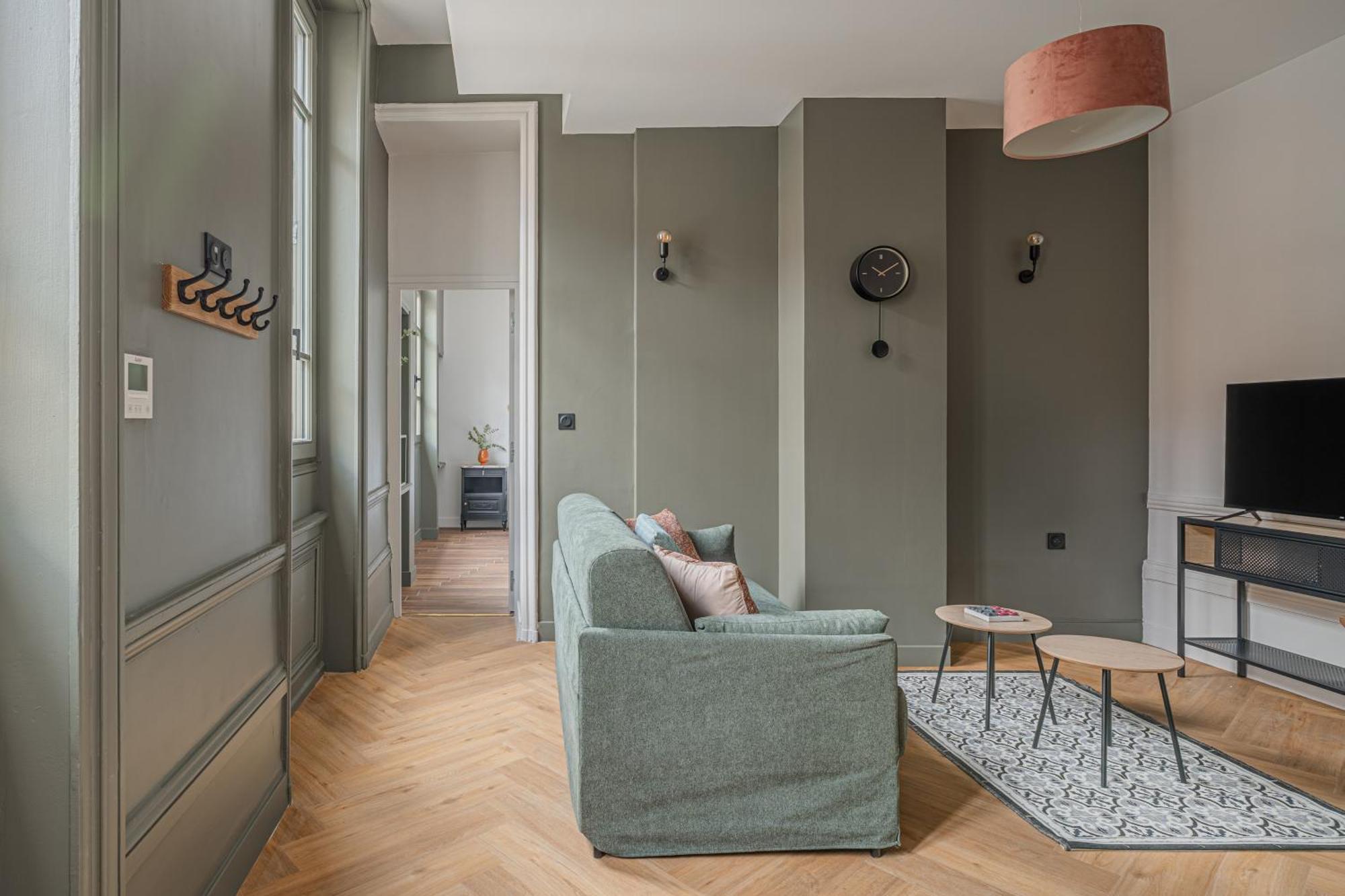 Le Felix Appart'Hotel Romans-sur-Isere Luaran gambar