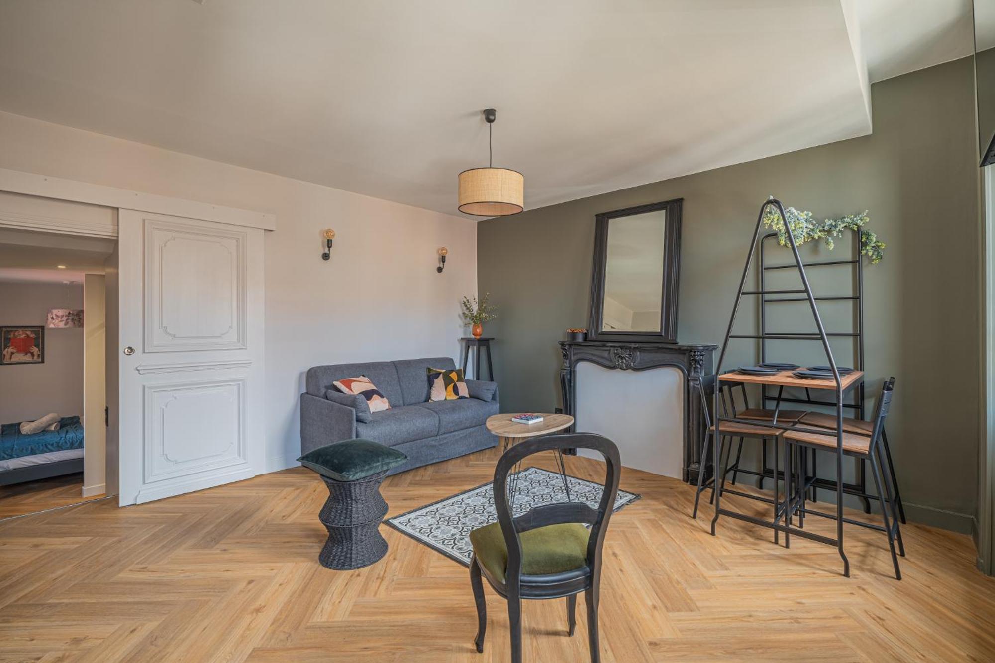 Le Felix Appart'Hotel Romans-sur-Isere Luaran gambar